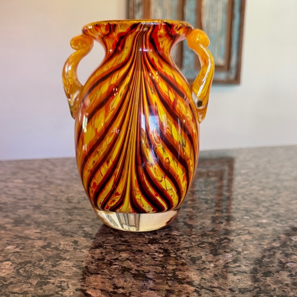 Murano Vibrant handblown Swirled Glass Vase EUC